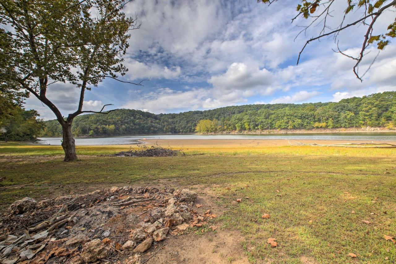 Lakefront Table Rock Home With Fire Pit! Golden Exterior foto